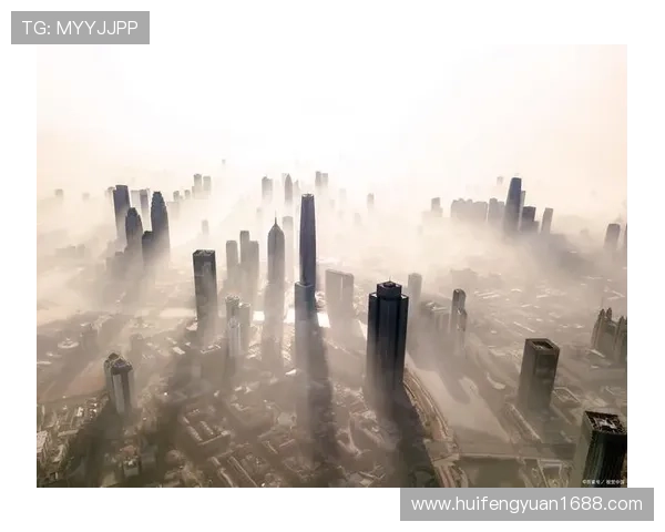 《迷雾》:当现实的迷雾吞噬一切,真相是否还能显露? 《迷雾》:当现实的迷雾吞噬一切,真相是否还能显露?